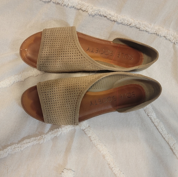 SOLE SOCIETY LEATHER SANDALS SIZE 10 - Picture 2 of 6